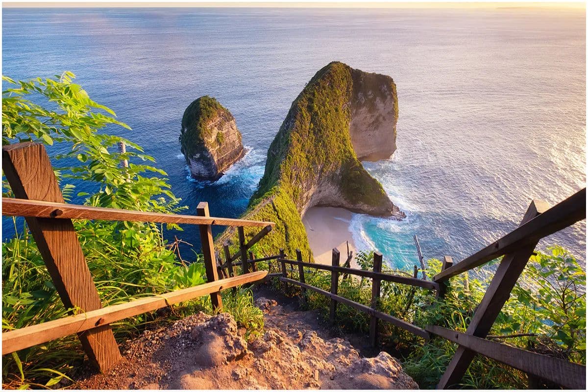 Nusa Penida Guide: Beaches, Boat Times and Trip Costs in Bali